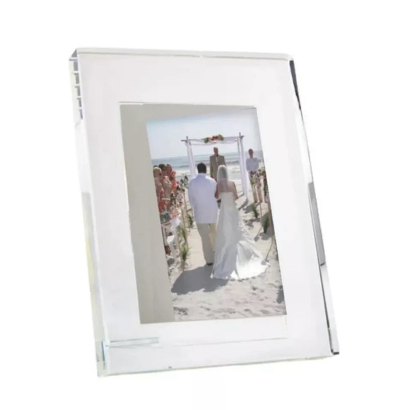 Tizo Crystal Photo Frame 5 X 7 - Picture 1 of 4